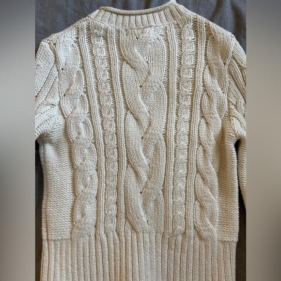 Cable knit sweater from Banana Republic - Picture 12 of 12